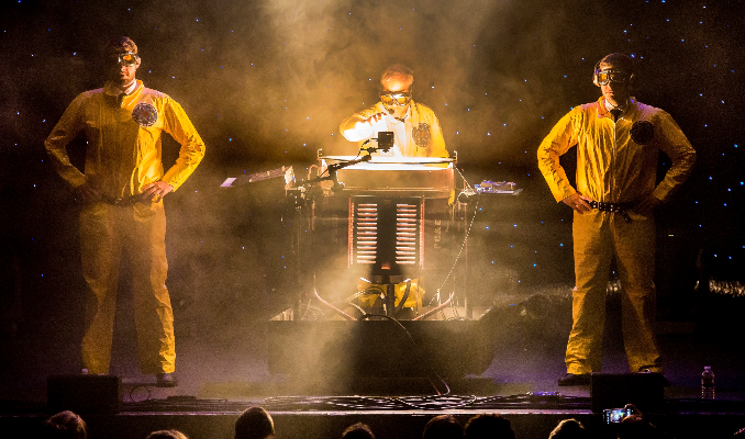 Alton Brown Stage Event Image